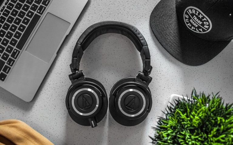 Hifi vs studio headphones