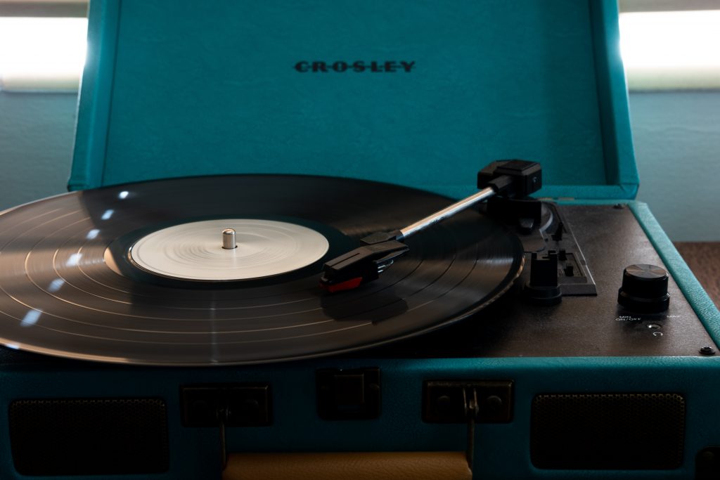 best record player with speakers