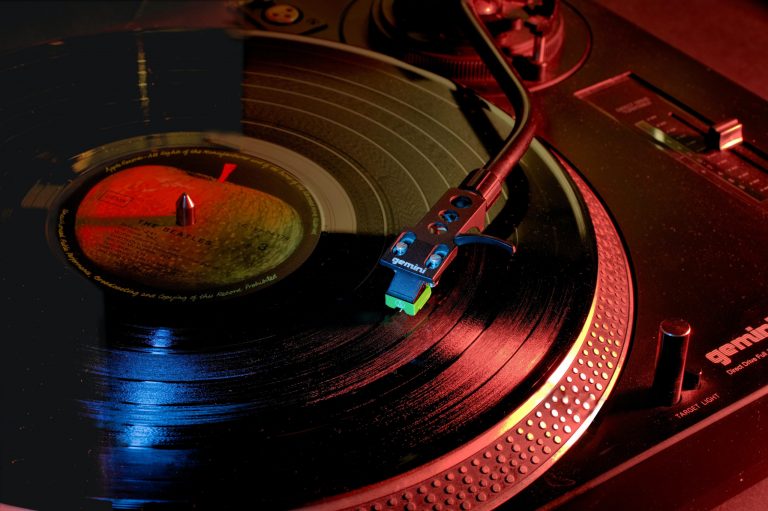 direct drive vs belt drive turntables