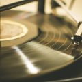 record player sounds distorted
