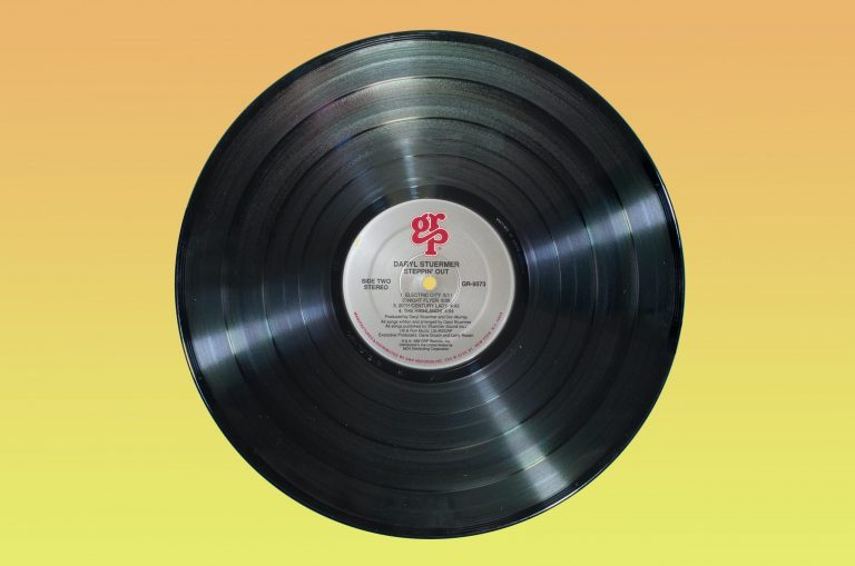 what are vinyl records