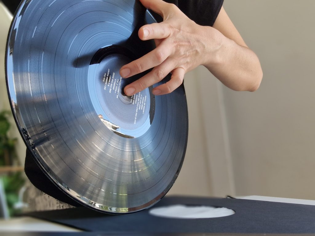 how long do vinyl records last