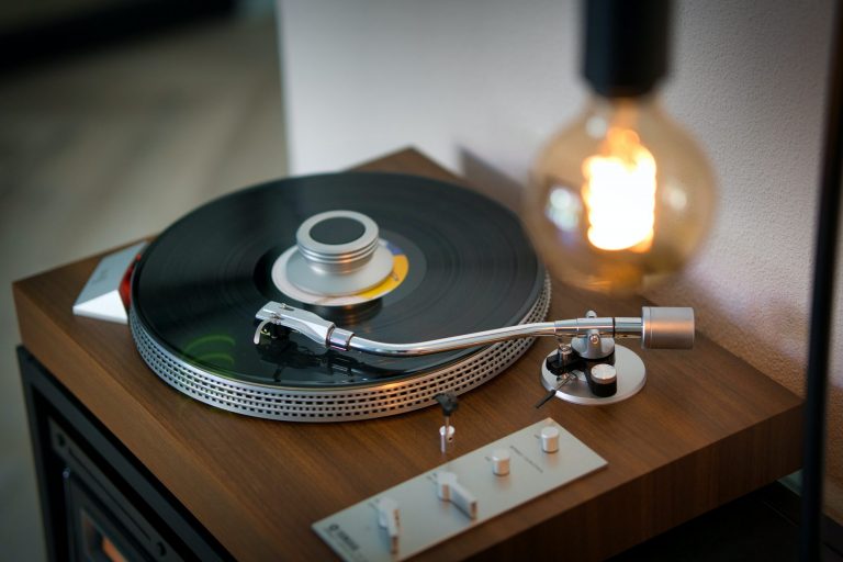 My '76 parts of a turntable(Yamaha YP-511) turntable.....
