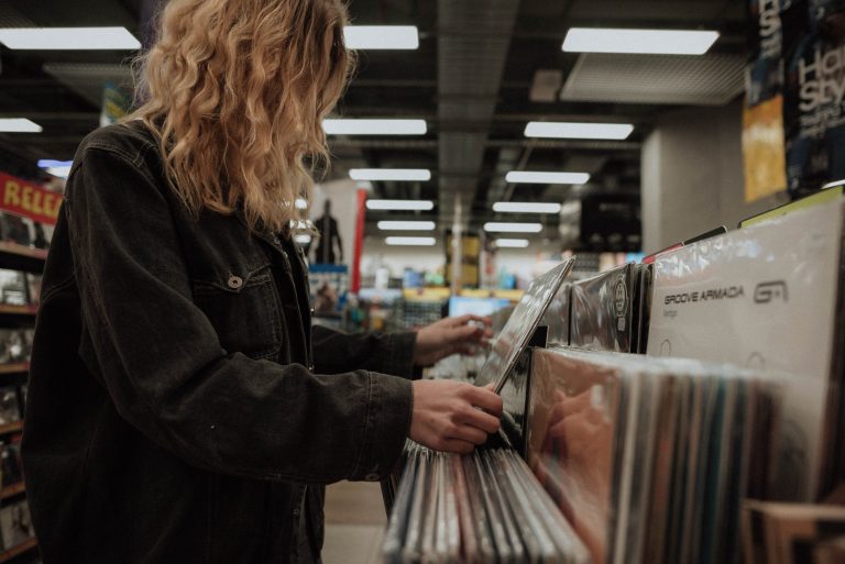 why is blonde vinyl so expensive
