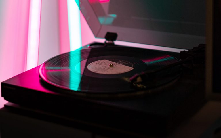 record player stand