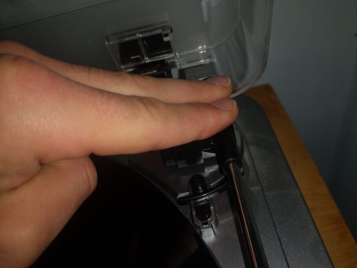 How to Replace a Needle on a Record Player
