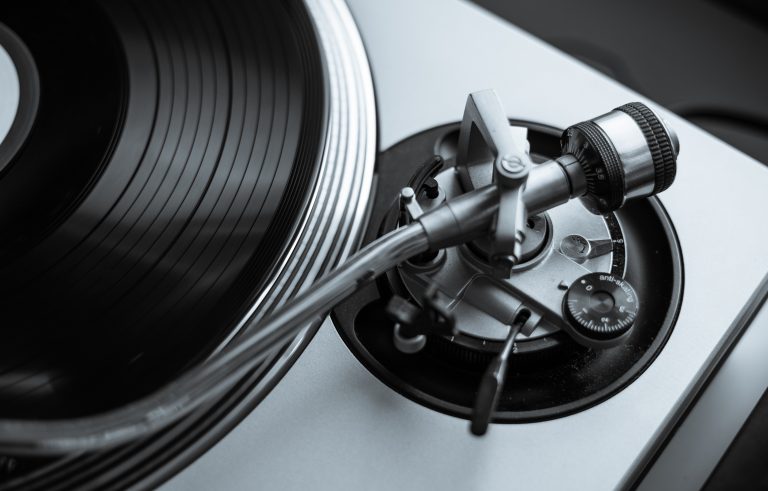 anti skate turntable
