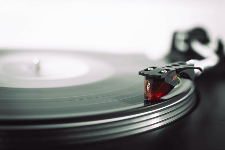 ortofon 2m red vs blue